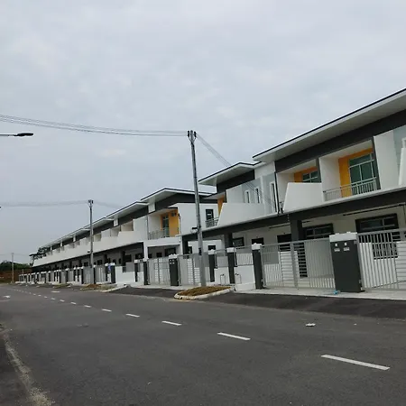 Daisy Homestay Kota Tinggi Exterior photo
