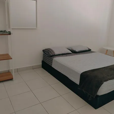 Daisy Homestay Kota Tinggi Exterior photo